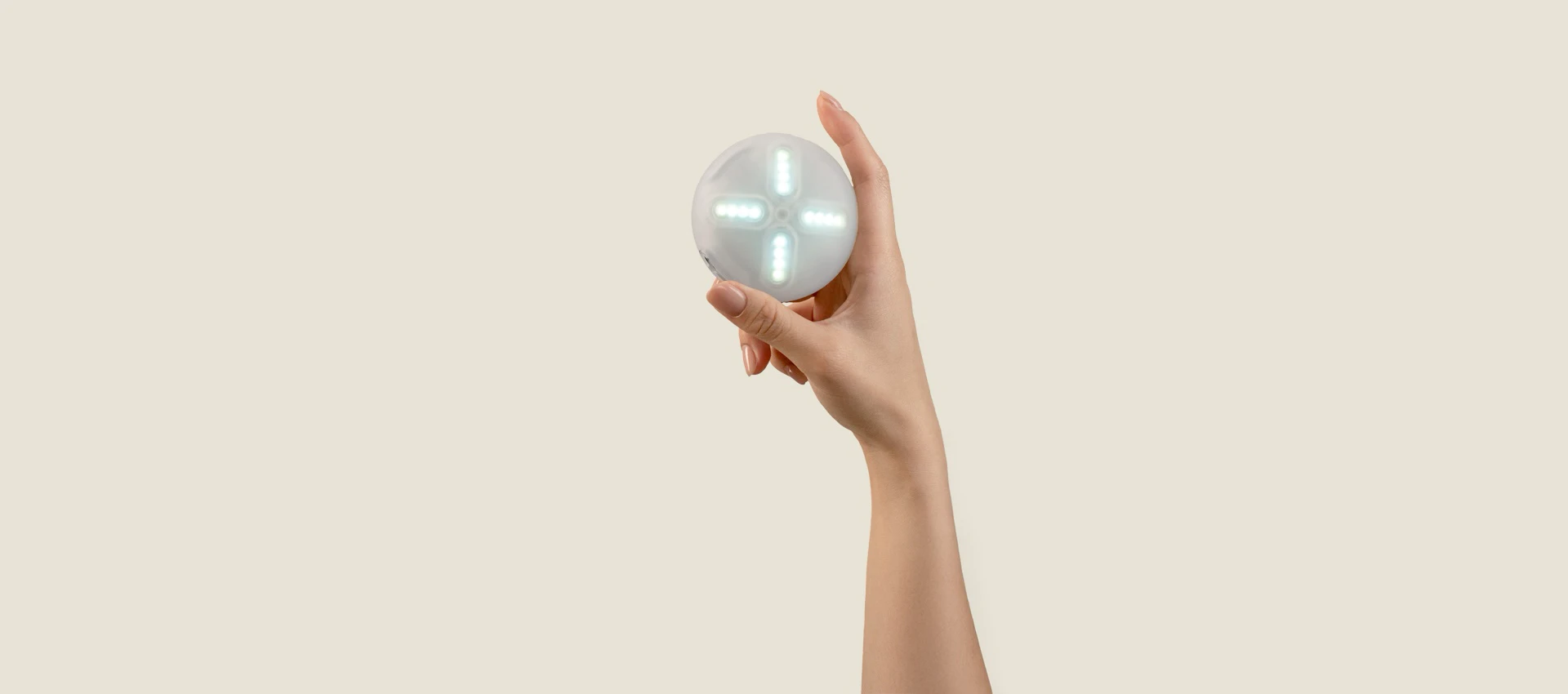 Stem Player Clear In Hand